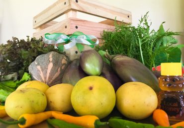Send fresh, local produce this holiday season!